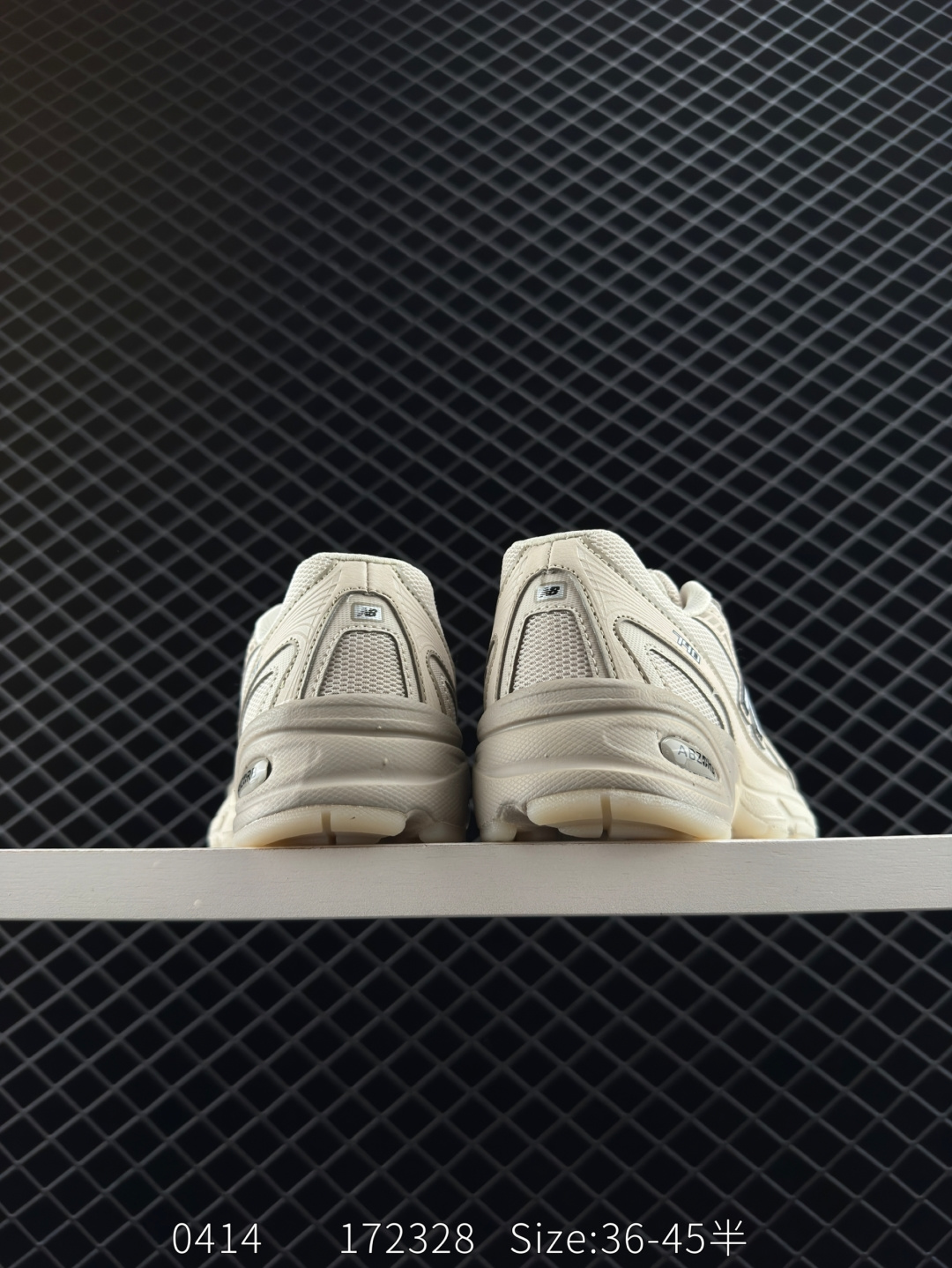 New Balance MR740 NB